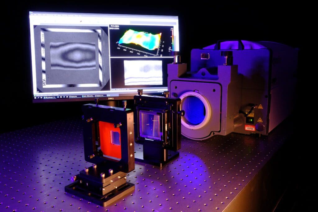 Demo of a cylinder optic measurement using a CGH (computer-generated hologram)