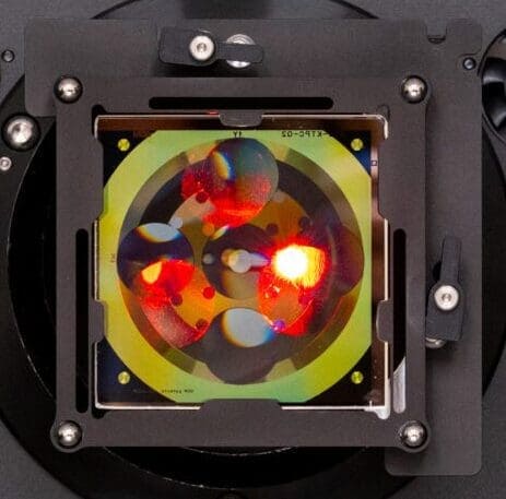 Various alignment patterns are illuminated on a CGH (computer-generated hologram) from AOM 